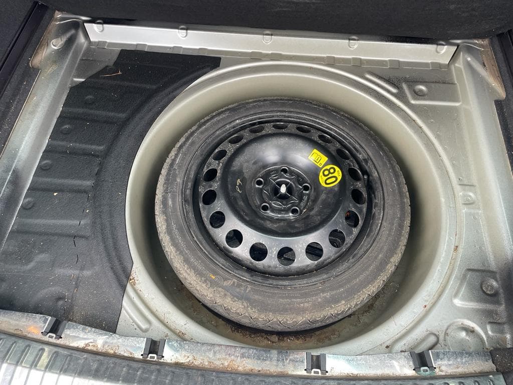 Opel Astra SW · Ano 2004 — image 8