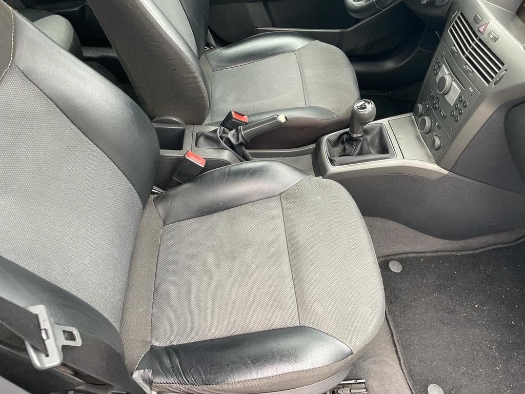 Opel Astra SW · Ano 2004 — image 16