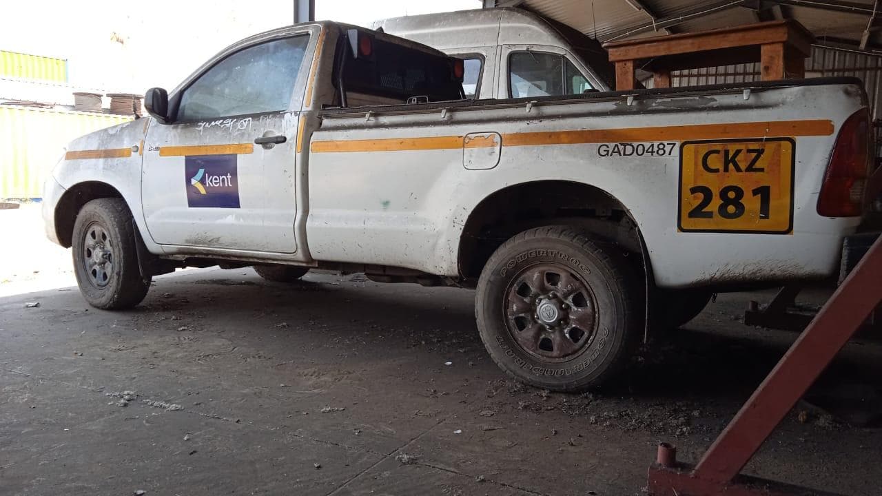 TOYOTA HILUX · — imagem 8