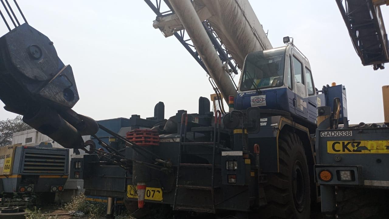 TADANO GR-1000XL · — imagem 26