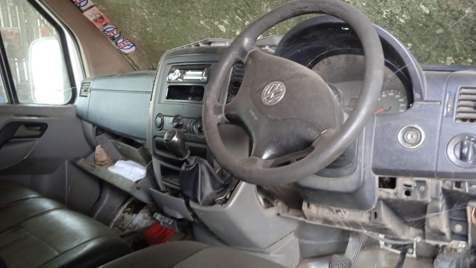 VOLKSWAGEN CRAFTER · — imagen 3