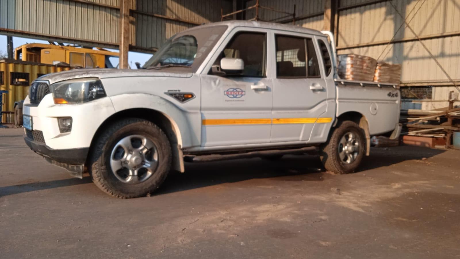 MAHINDRA SCORPIO · — imagen 3