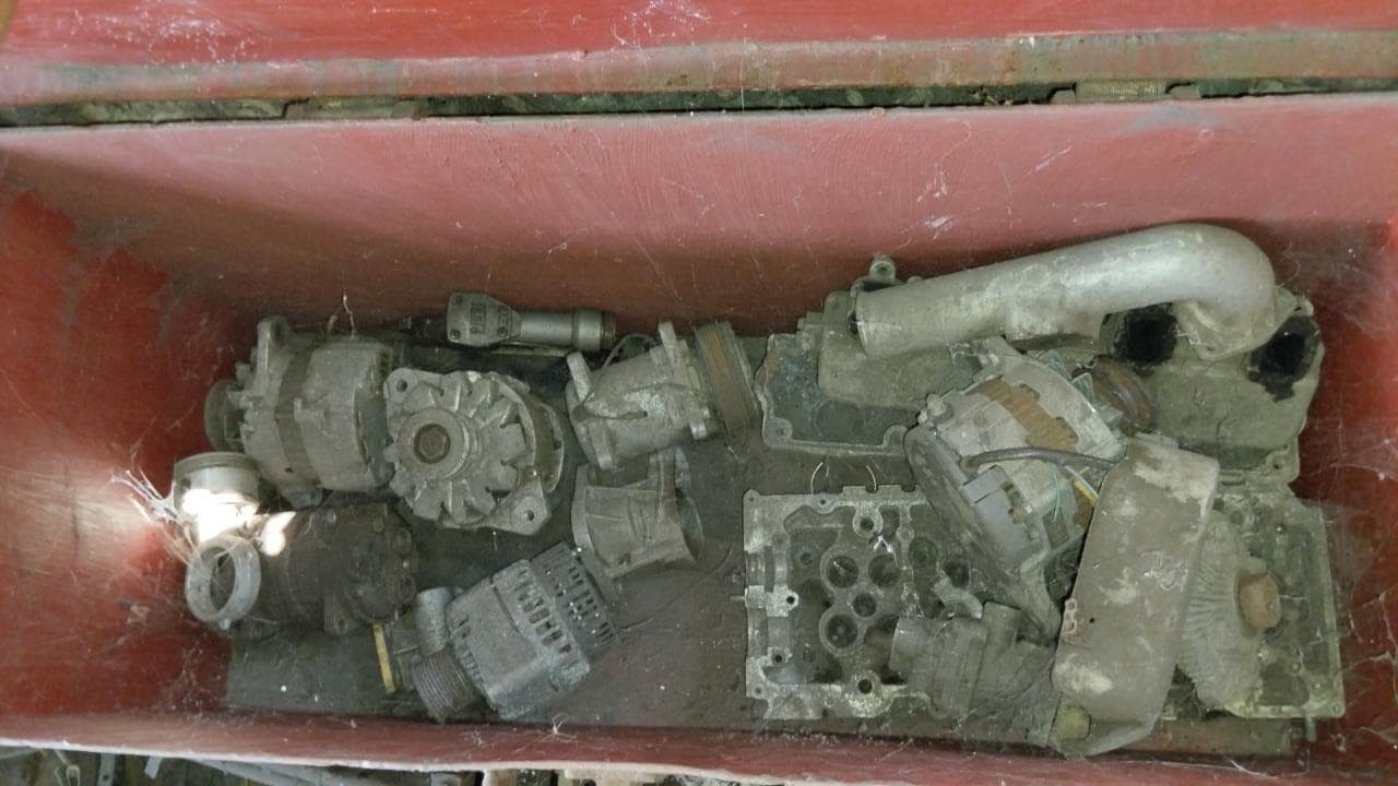 Máquinas teste da carga   + Radiadores + Motor + Caixa de velocidade + Veios de transmissão, + Diversos + Contentor de 40P · — imagem 20