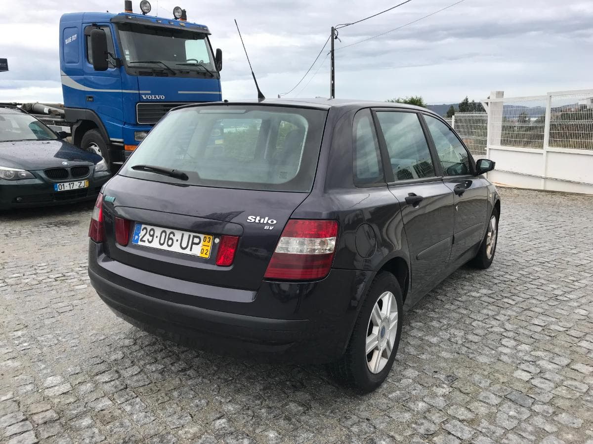 Fiat Stilo 1.2 16v · Ano 2003 — imagem 6