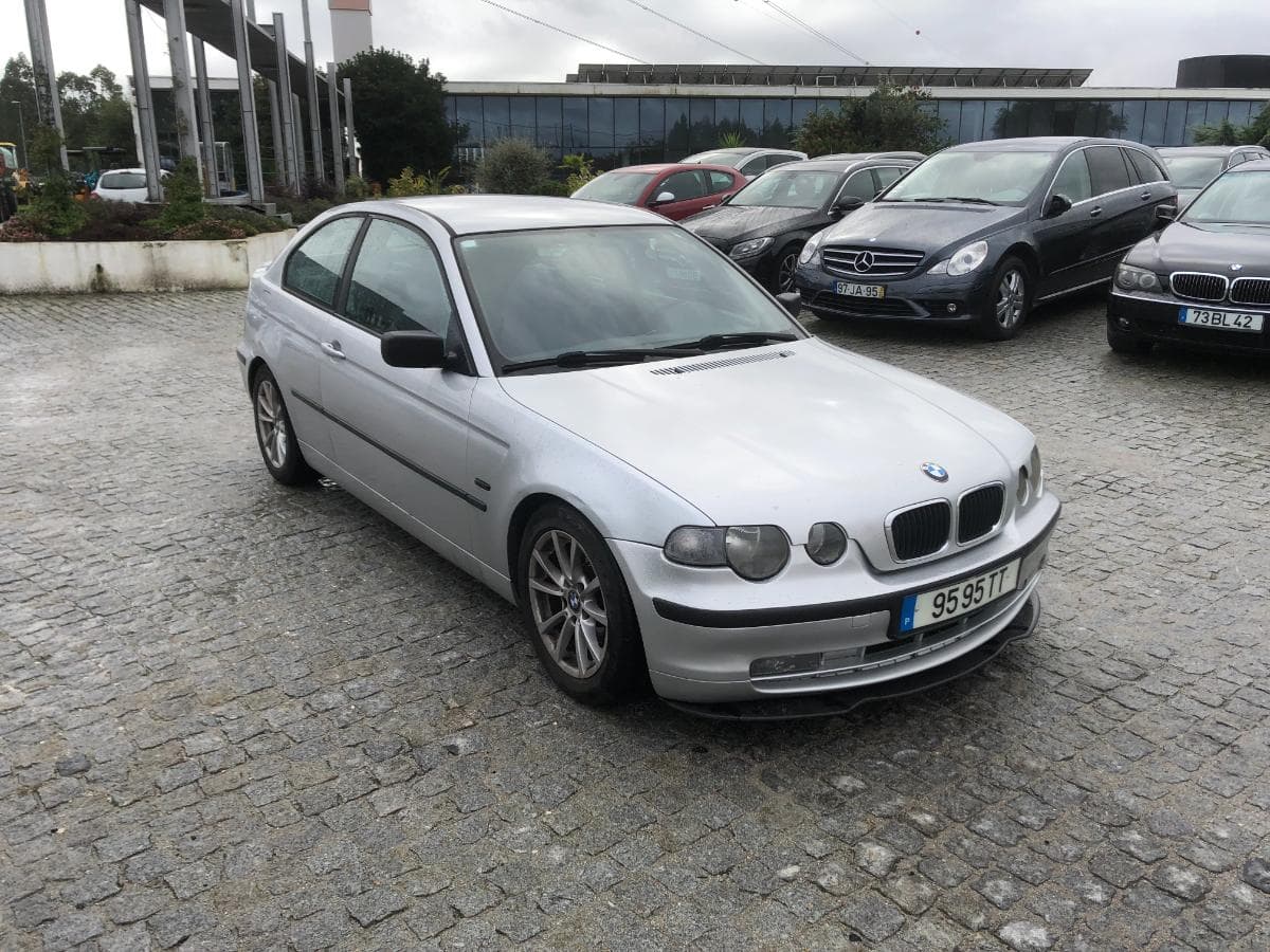 BMW · Ano 2002 — imagem 1
