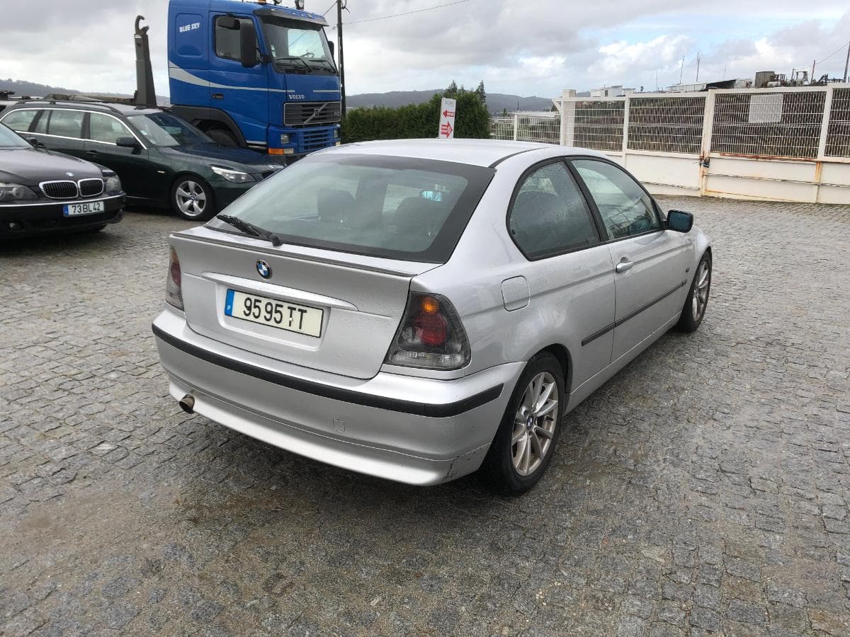 BMW · Ano 2002 — imagem 6