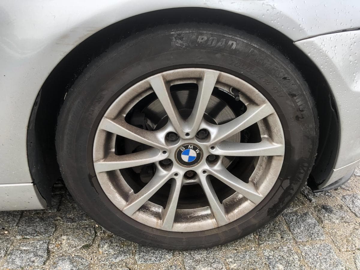 BMW · Ano 2002 — imagem 12