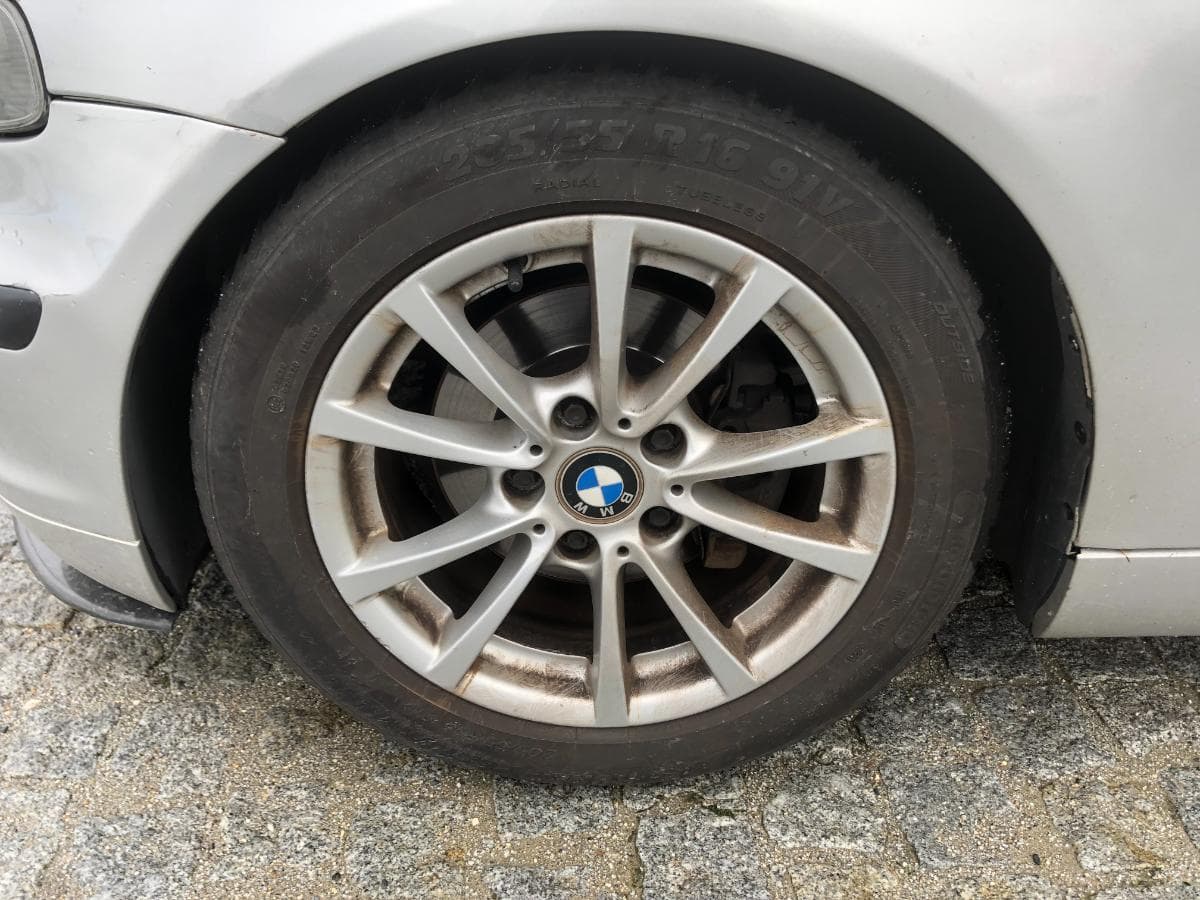 BMW · Ano 2002 — imagem 14