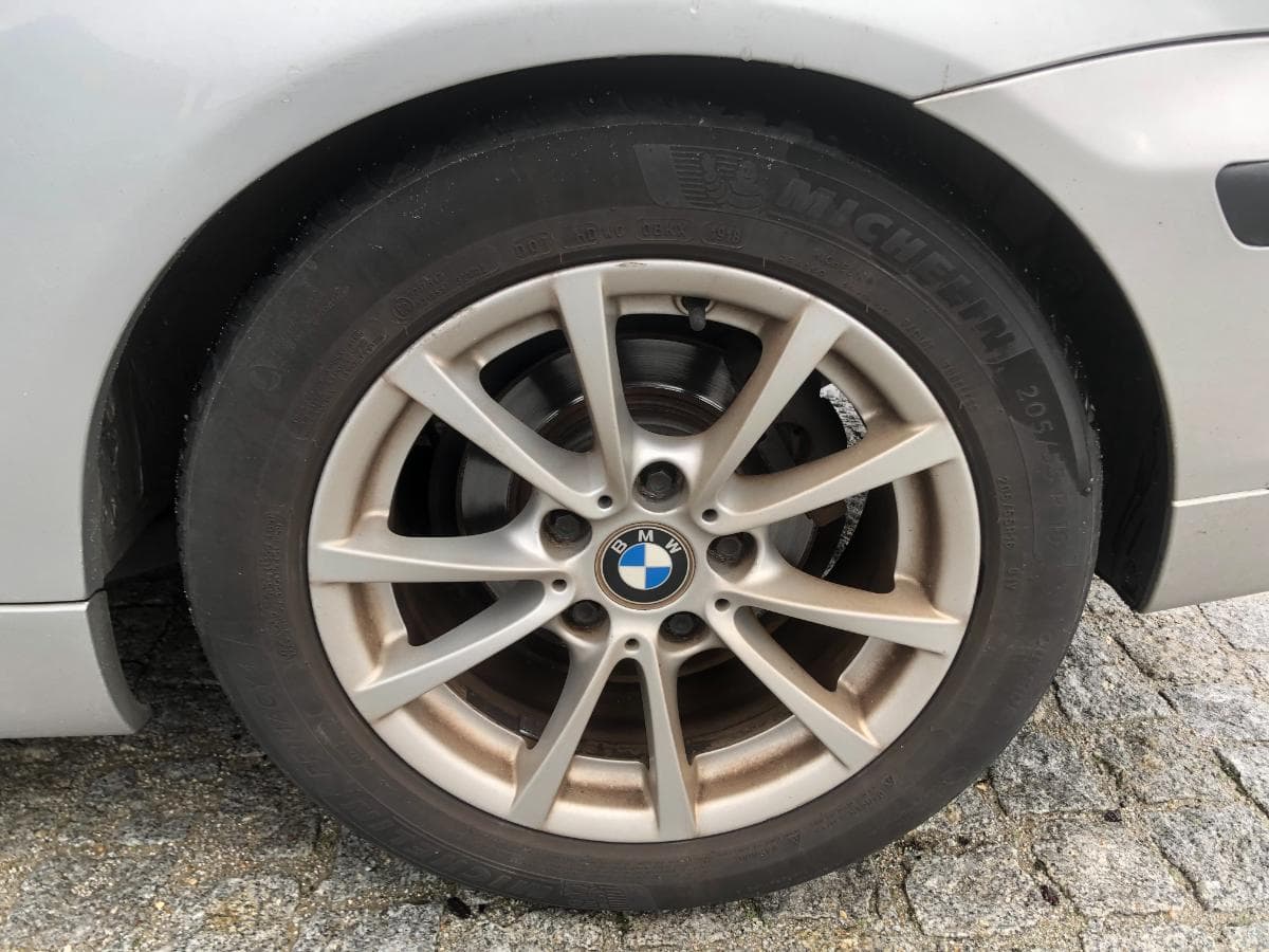 BMW · Ano 2002 — imagem 15