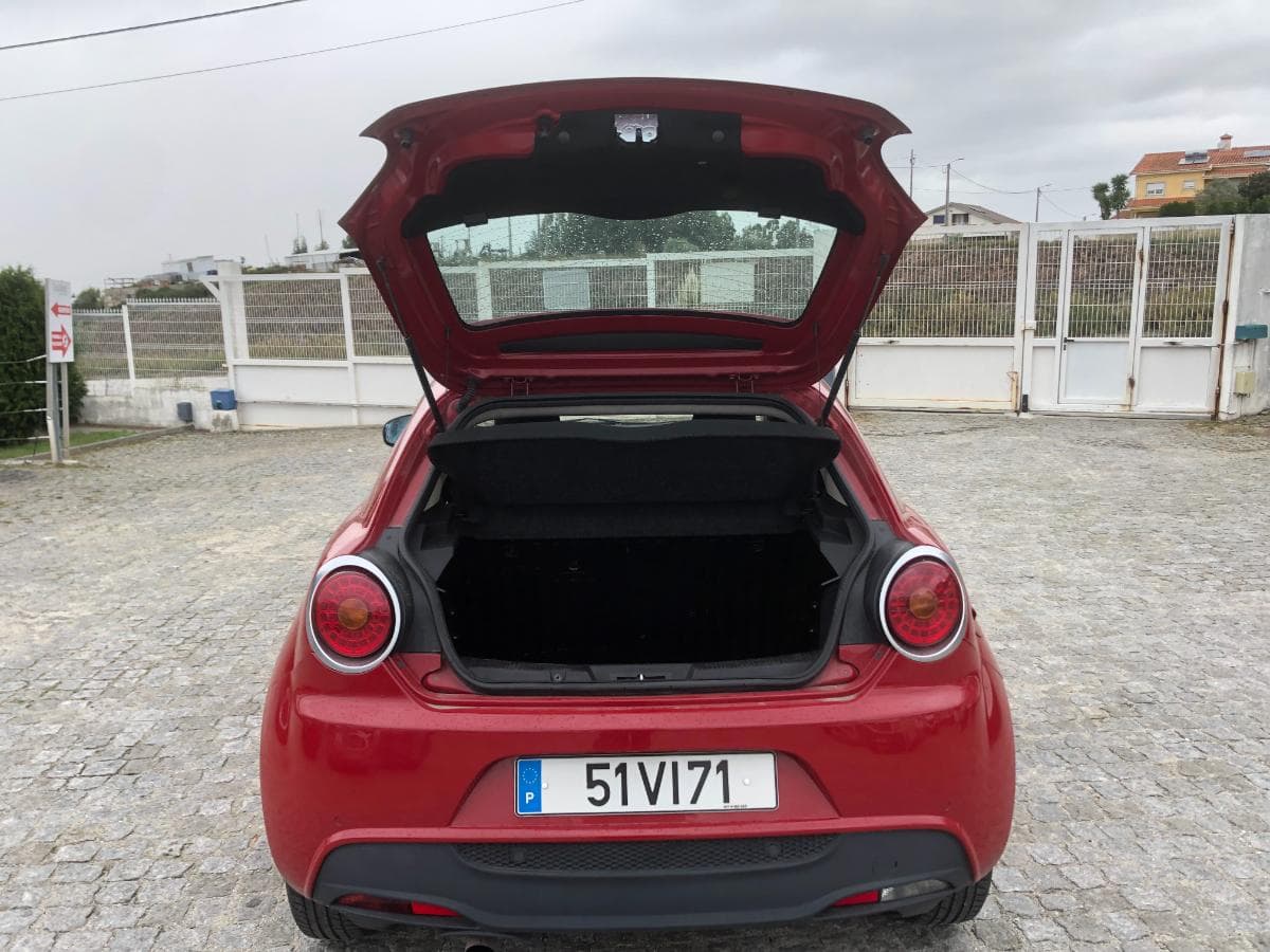 Alfa Romeo Mito 1.3 Multijet · Ano 2011 — imagem 6