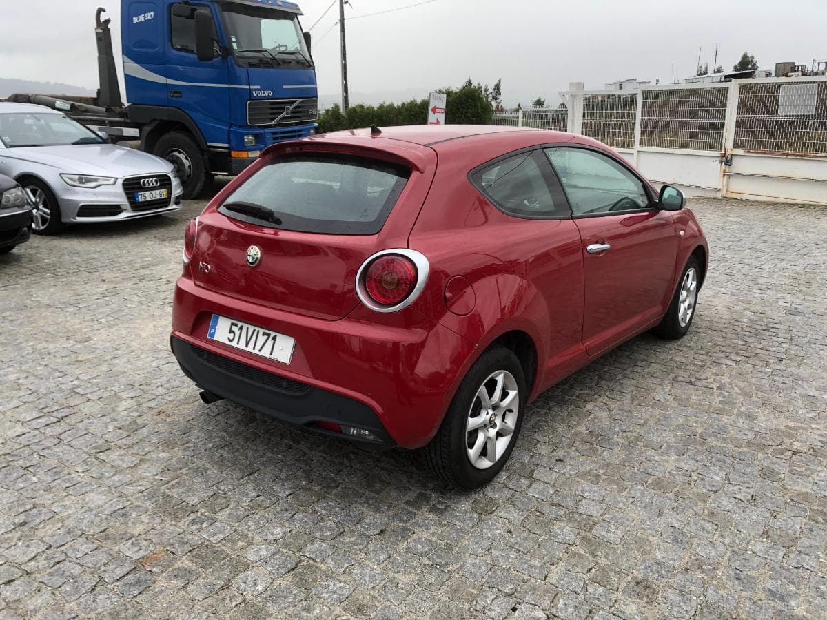 Alfa Romeo Mito 1.3 Multijet · Ano 2011 — imagem 10