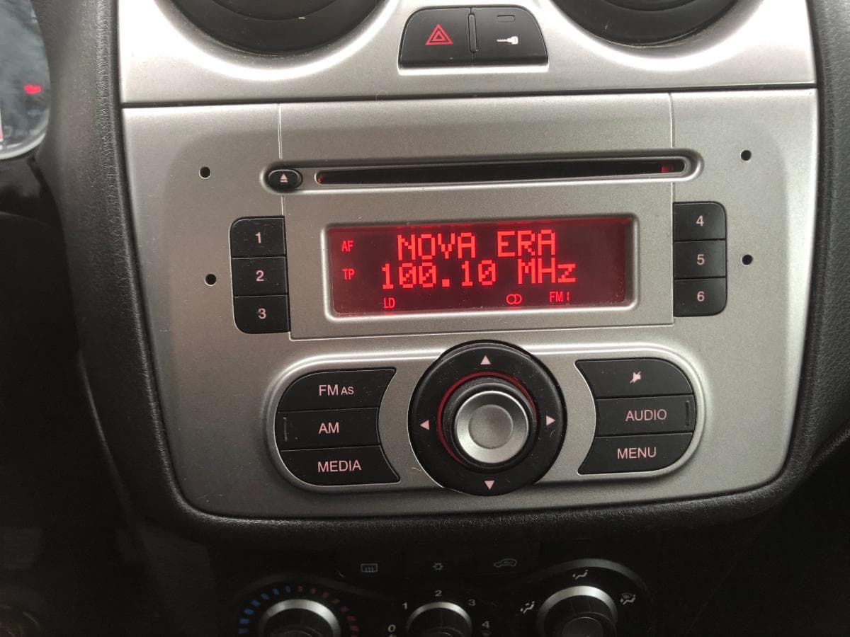 Alfa Romeo Mito 1.3 Multijet · Ano 2011 — imagem 23