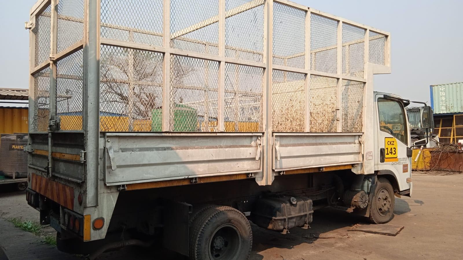 Isuzu NPR300 · — imagen 6
