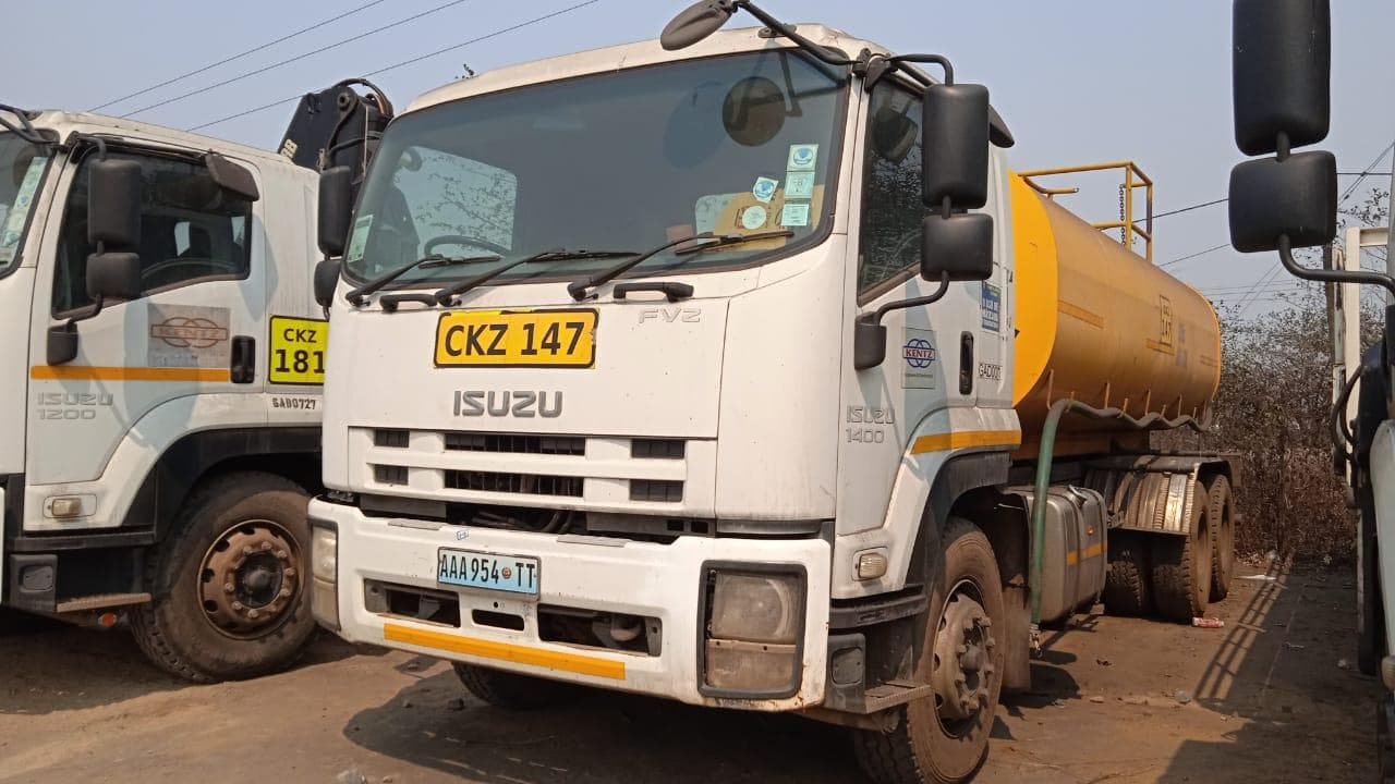 Isuzu FV21400 ·