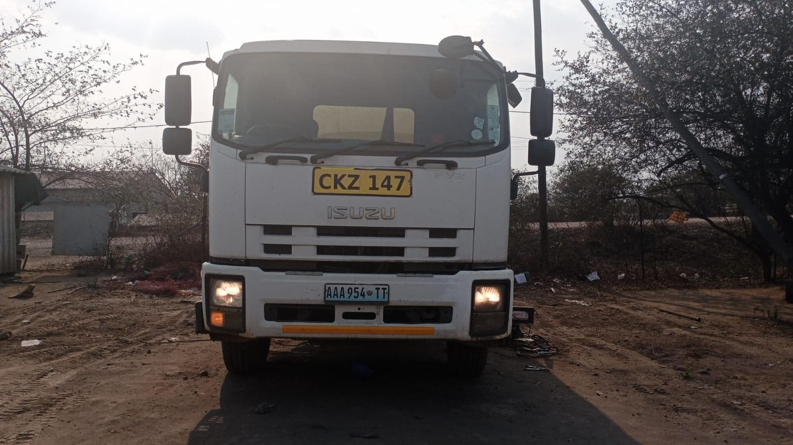Isuzu FV21400 · — imagem 18