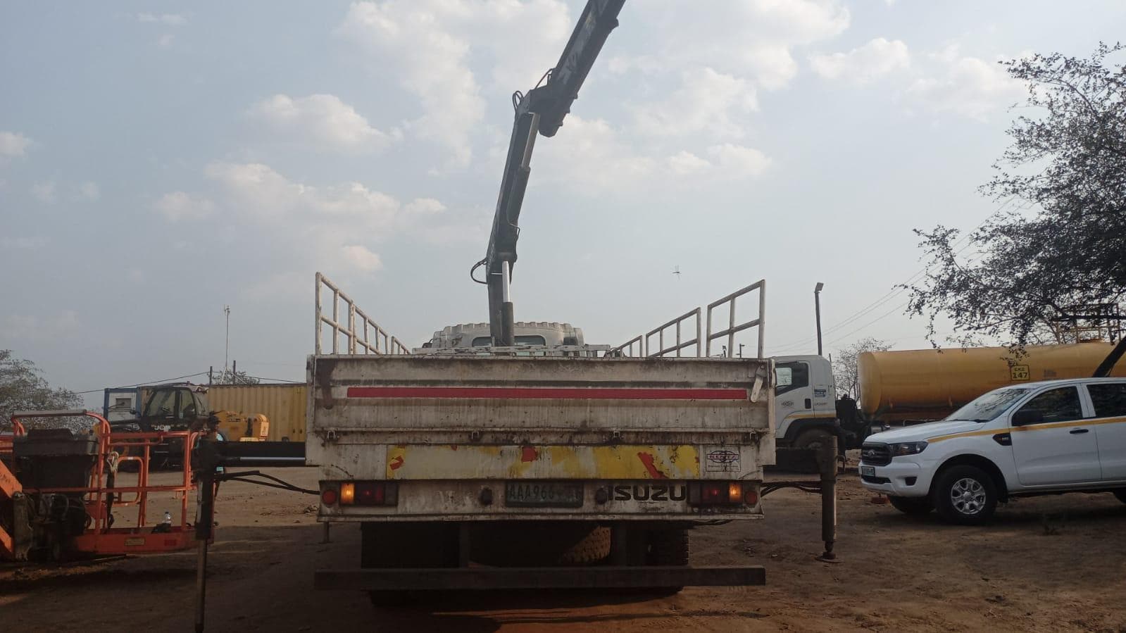 Isuzu F-Senes · — imagem 4