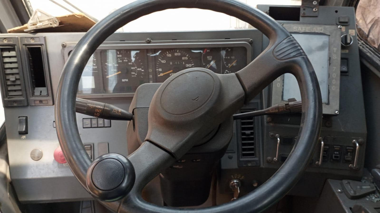 TADANO GR-300EX · — imagem 5