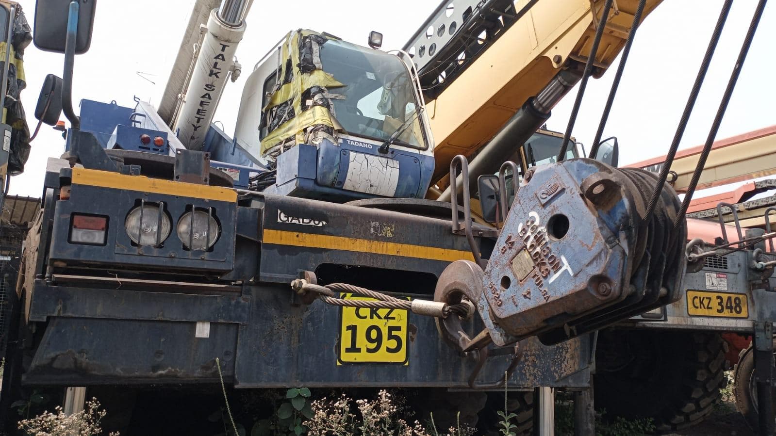 TADANO GR-300EX · — imagem 19