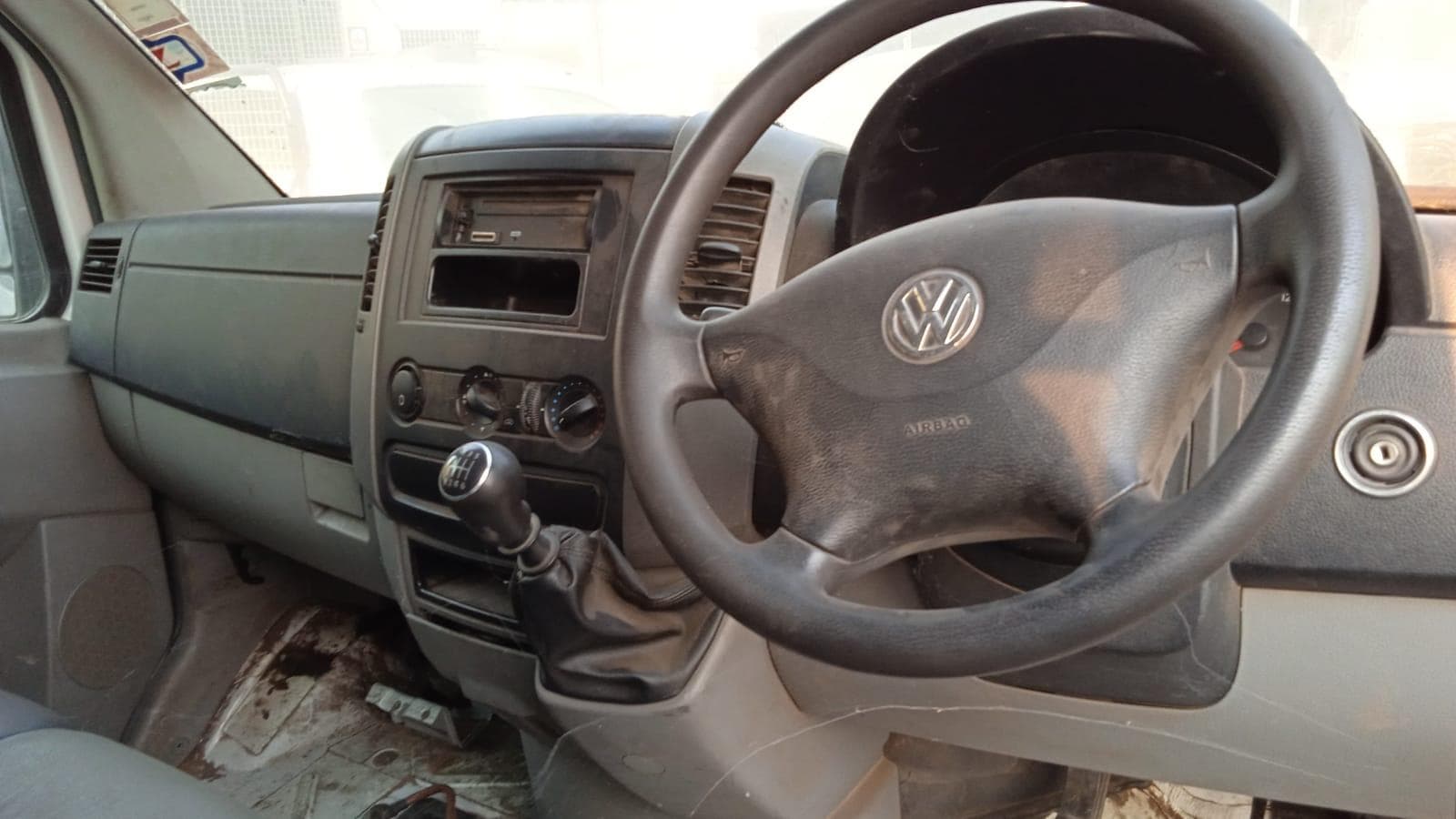 Volkswagen Crafter · — image 3