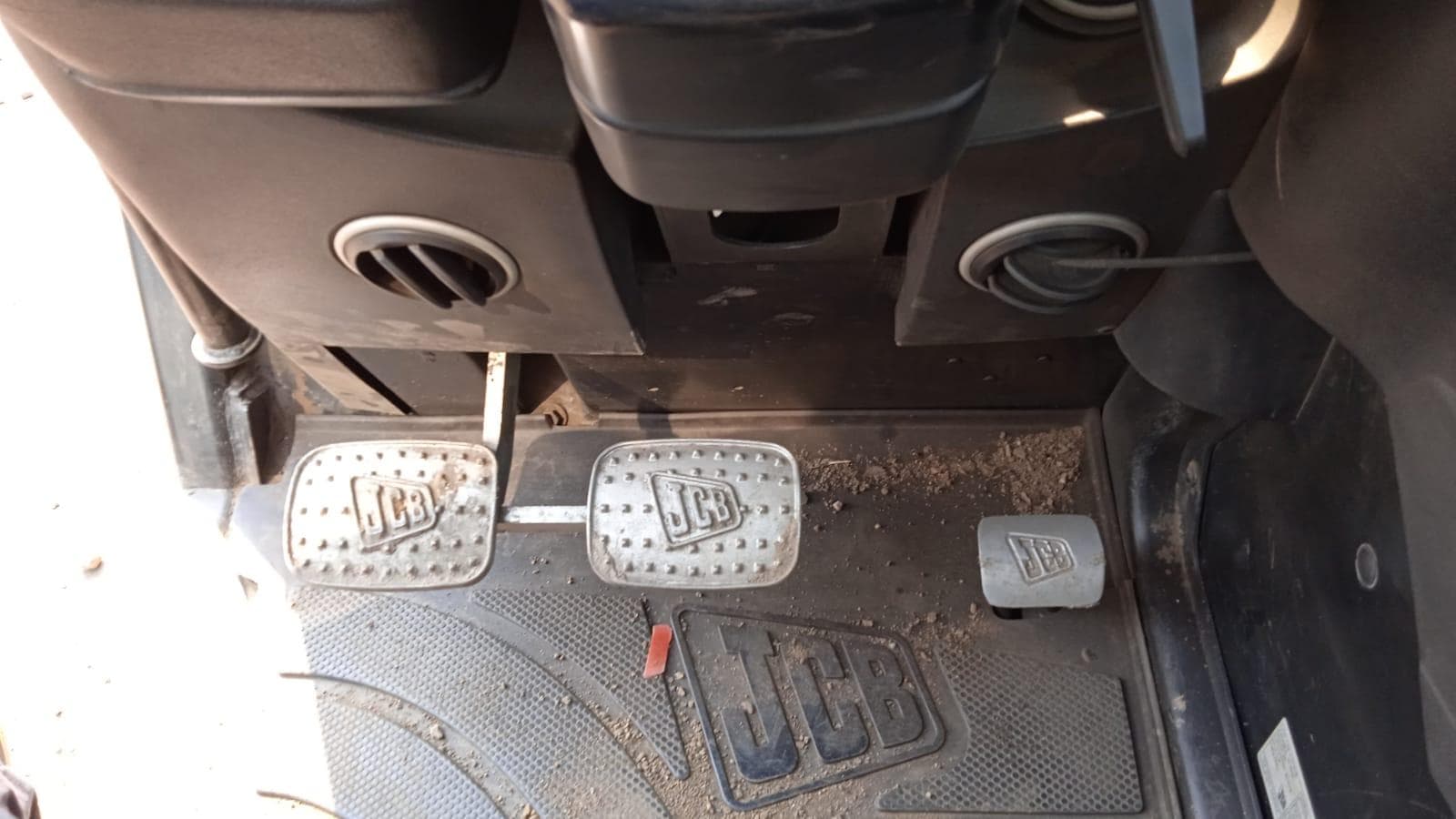 JCB 535-140 · — imagen 2