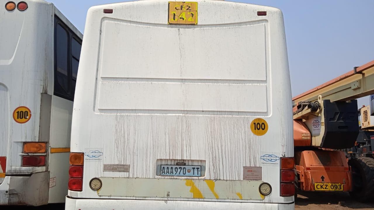 Toyota Hino 500 · — image 12