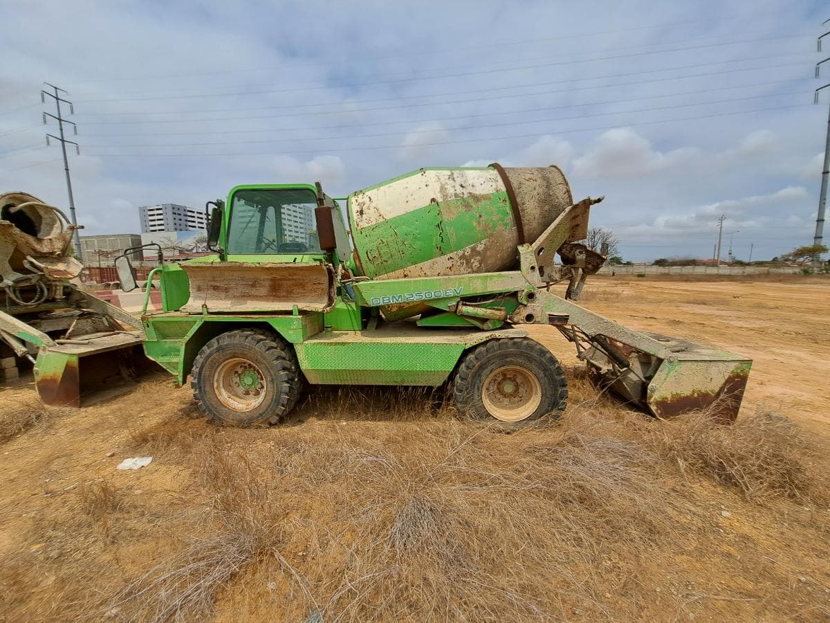 Autobetoneira Merlo DBM 2500 EV — imagen 5