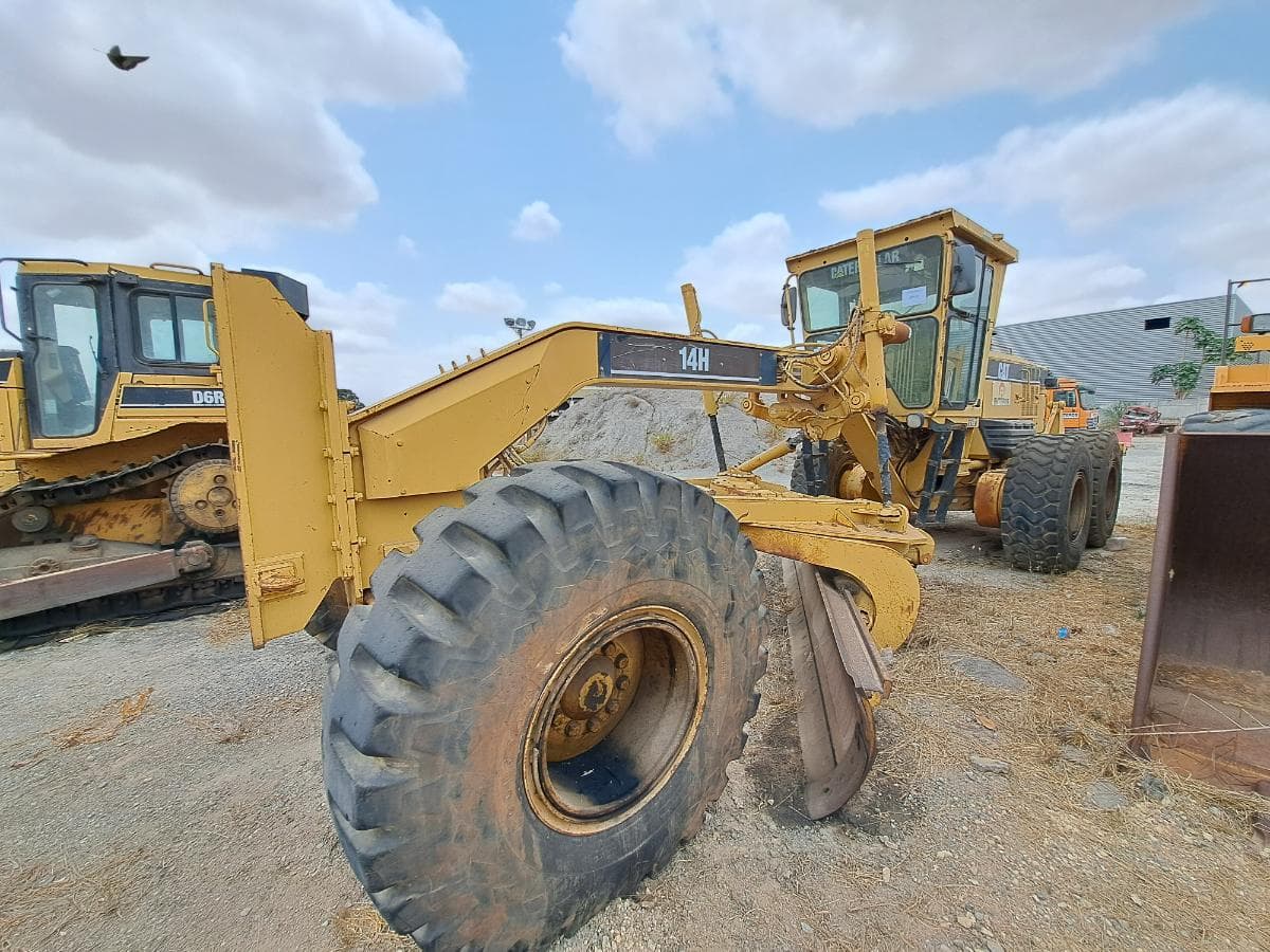 Motoniveladora CATERPILLAR — imagen 7