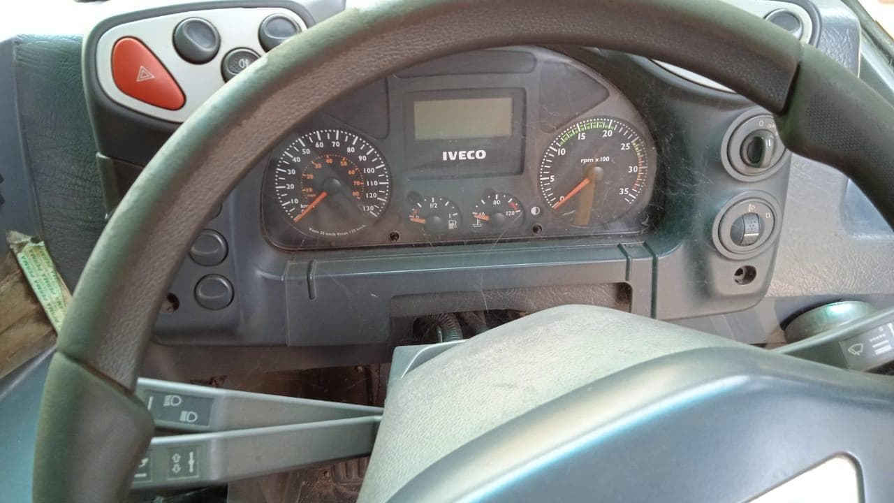 Iveco 180-E-28 · — imagen 3