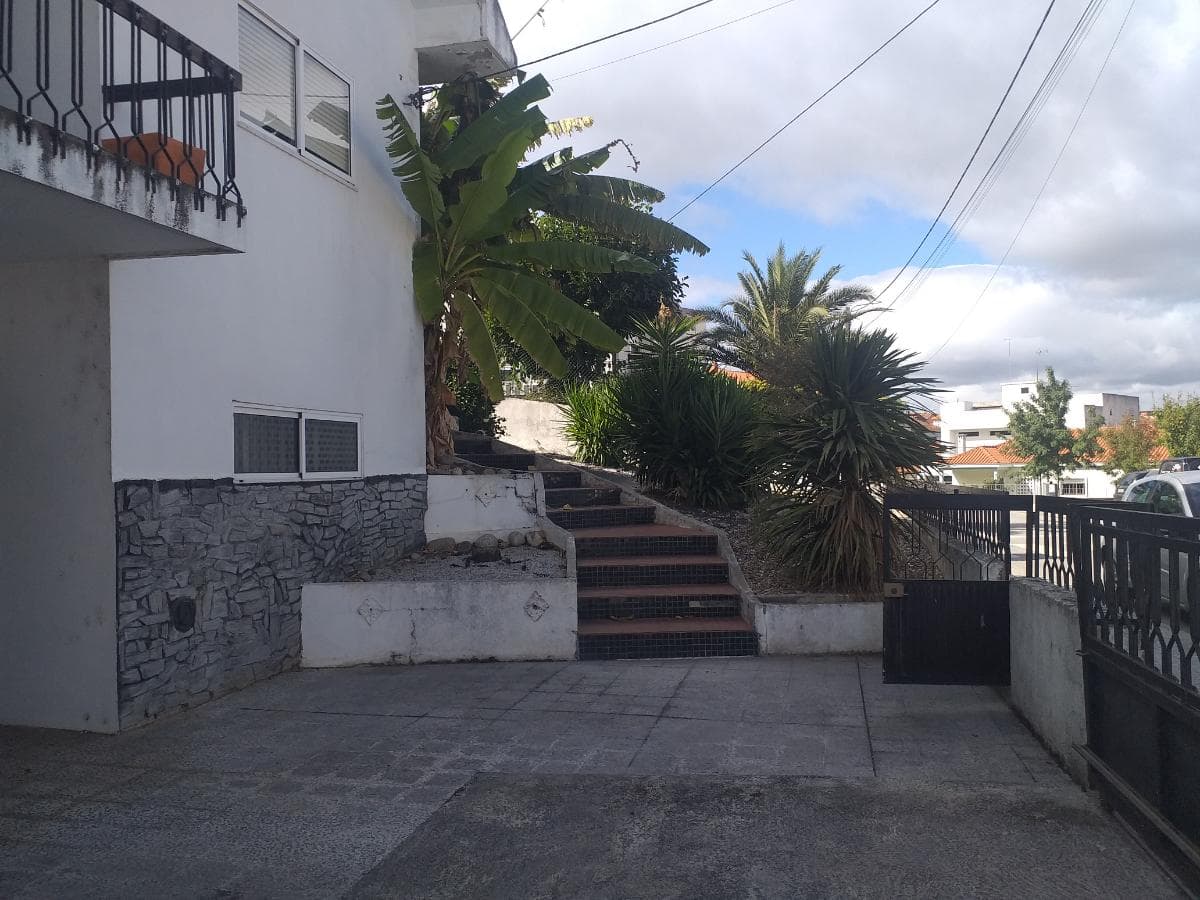 Moradia V3 · Tabuaço — image 2