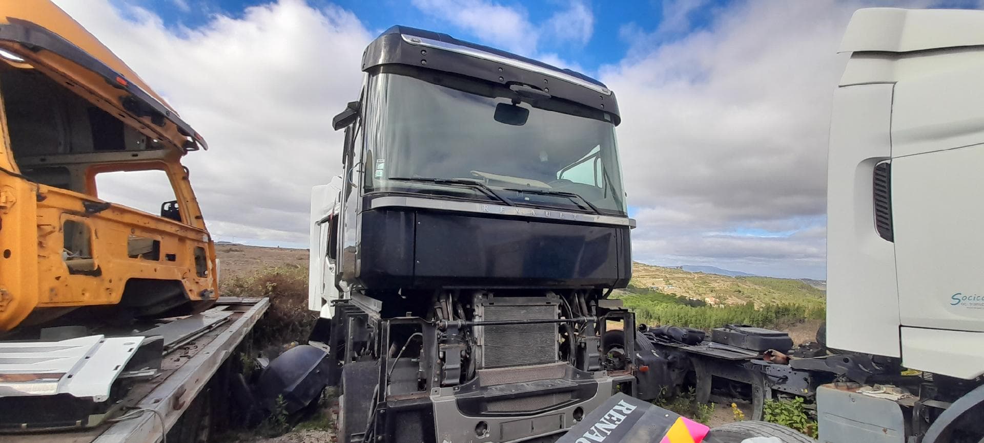 Renault Magnum 460 dxi — image 1
