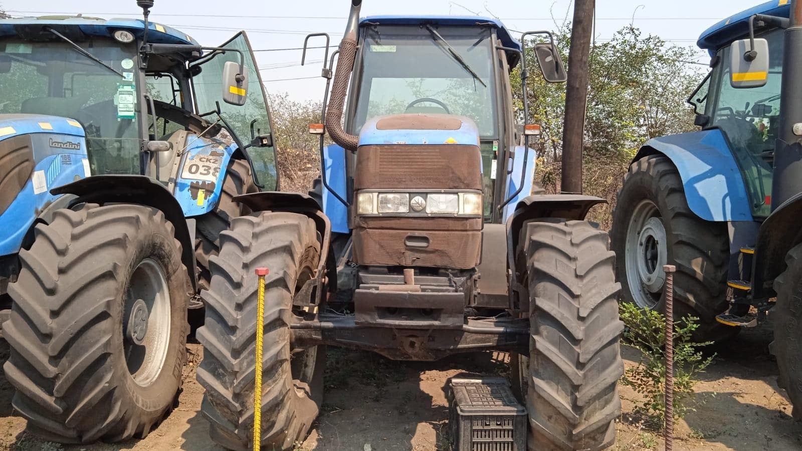 NEW HOLLAND TM7030 · — imagem 7