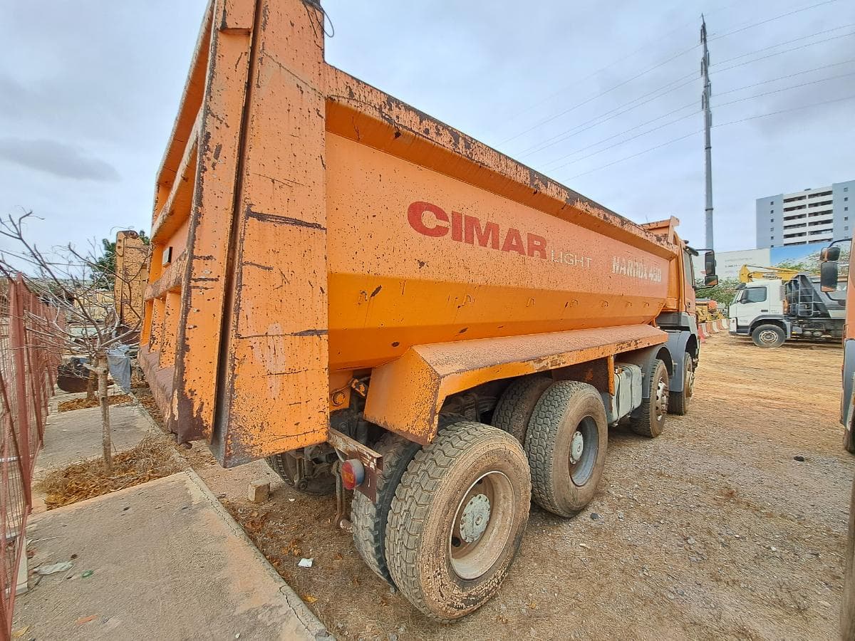 Camião basculante MERCEDES BENZ — imagen 4