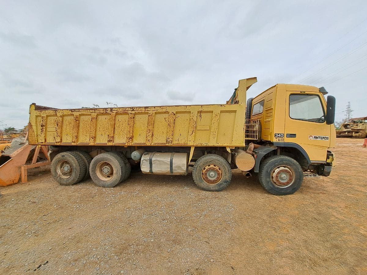 Camião basculante VOLVO FM12 — imagen 4