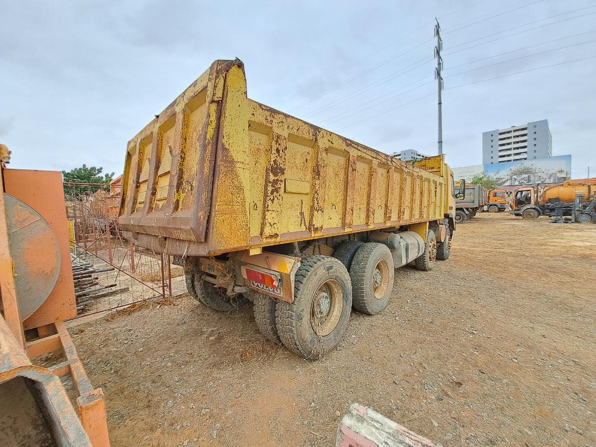 Camião basculante VOLVO FM12 — imagen 5