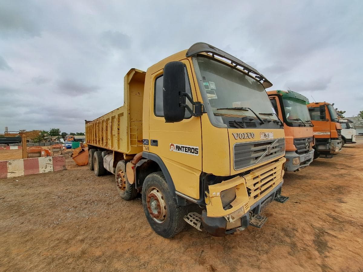 Camião basculante VOLVO FM12 — imagen 3
