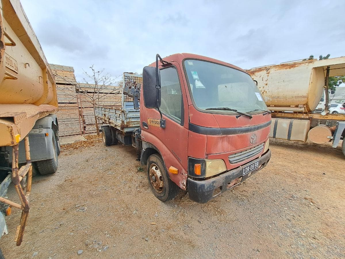 Camião basculante TOYOTA LXZU424LD — imagem 2
