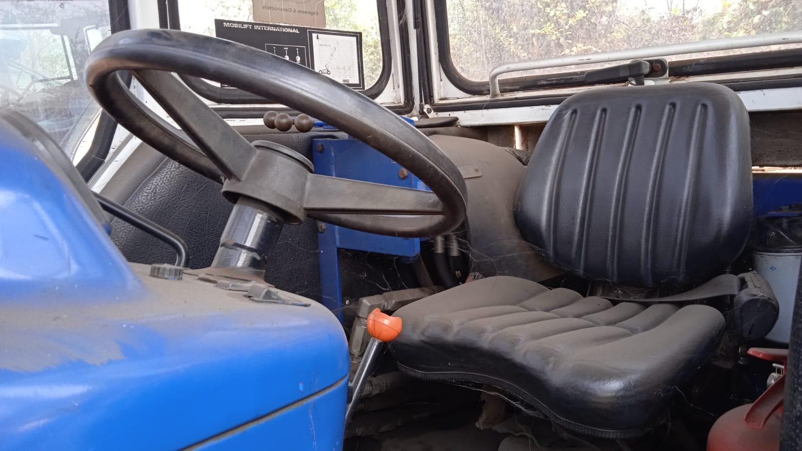 NEW HOLLAND 6610DT · — imagem 2