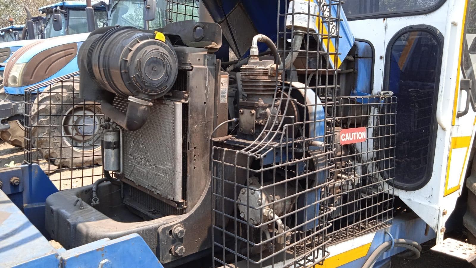 NEW HOLLAND 6610DT · — imagem 6