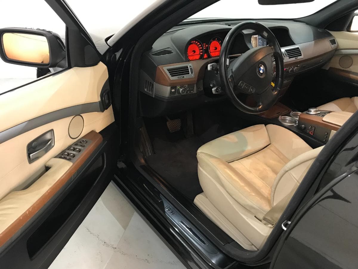 BMW 730D · Ano 2006 — imagen 18