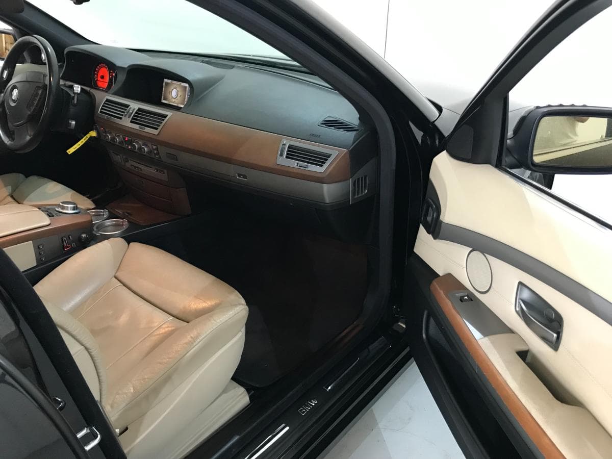 BMW 730D · Ano 2006 — imagen 24