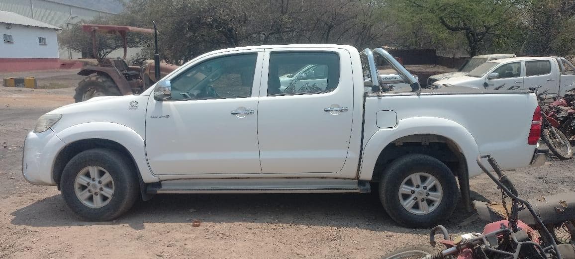 Toyota Hilux · — imagem 9