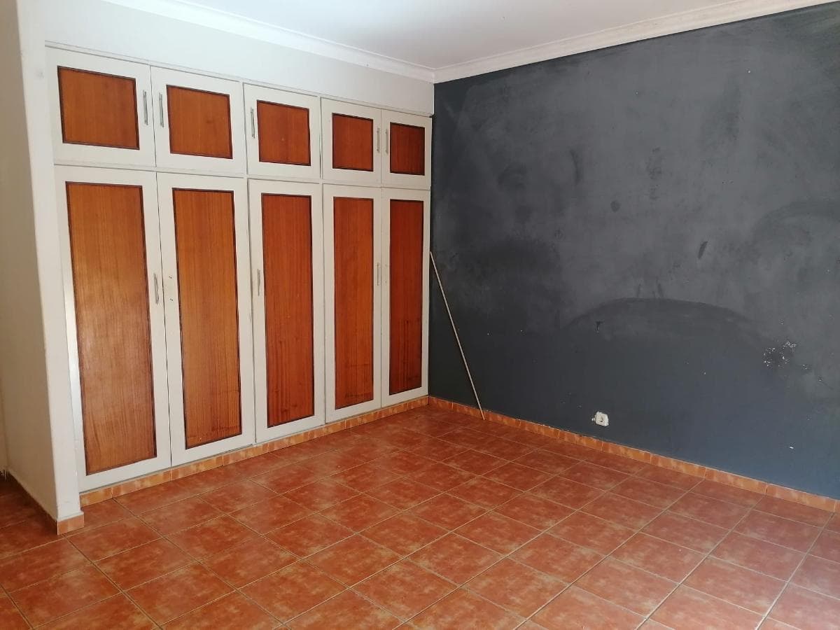 Moradia V3 c/ 2 Lugares de Garagem · Charneca da Caparica, Almada — imagen 12
