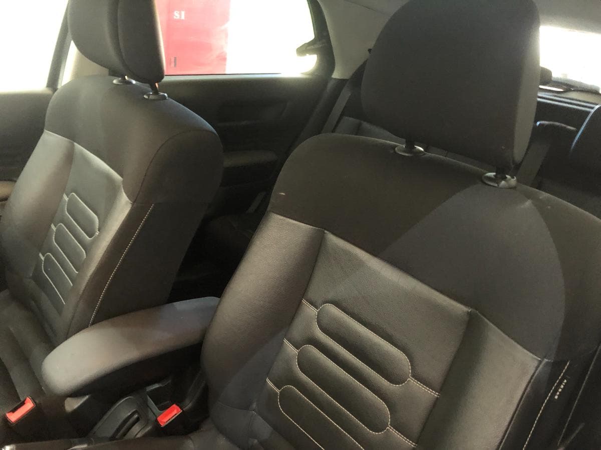 Citroën C4 Cactus 1.6 Blue HDI · Ano 2015 — imagen 33