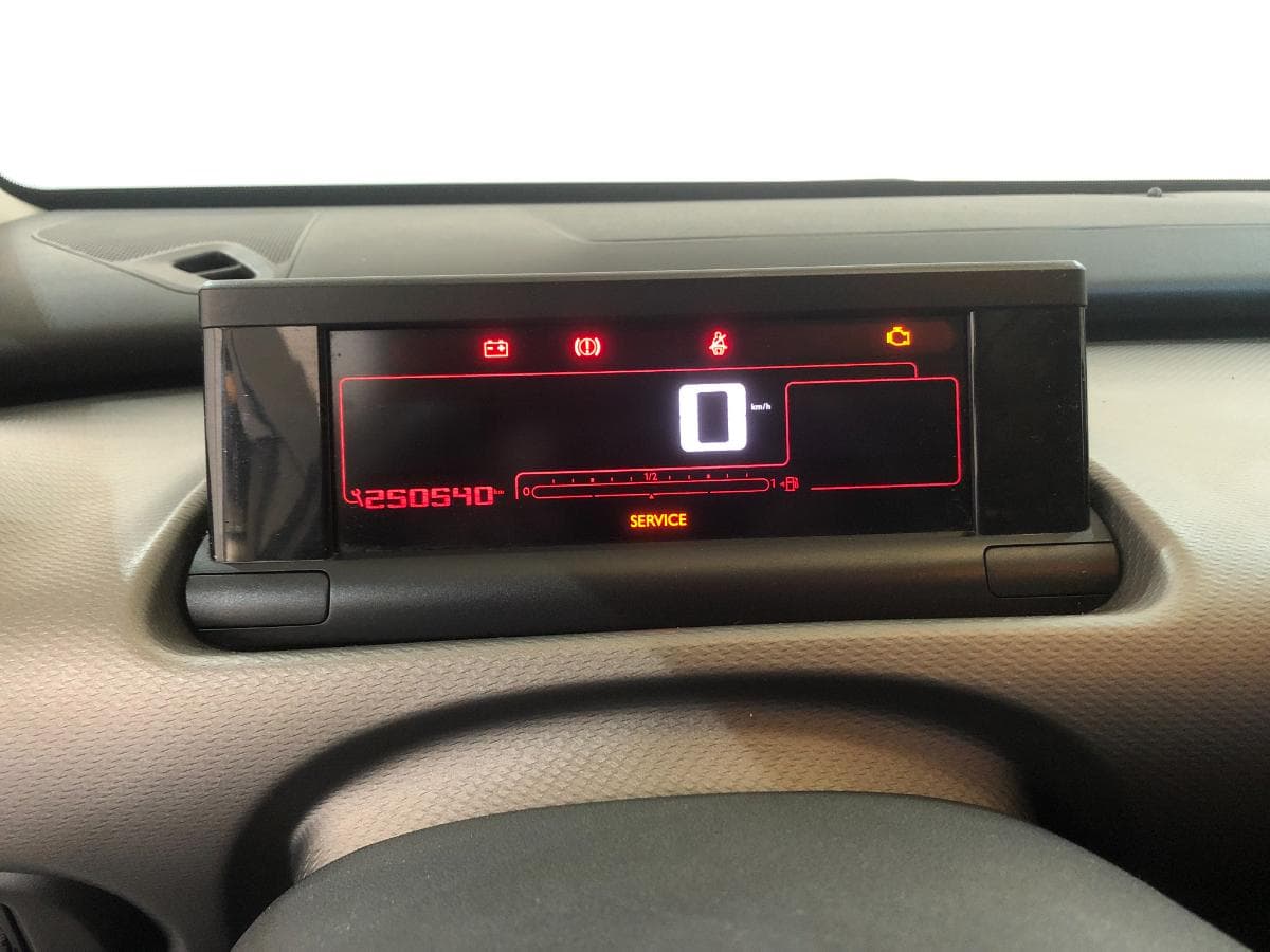 Citroën C4 Cactus 1.6 Blue HDI · Ano 2015 — imagen 38