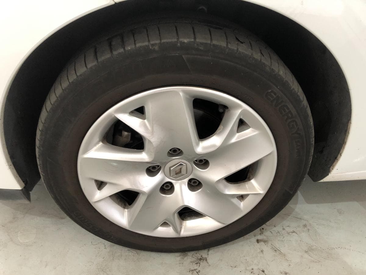 Renault Mégane 1.5 DCI · Ano 2013 — imagen 17
