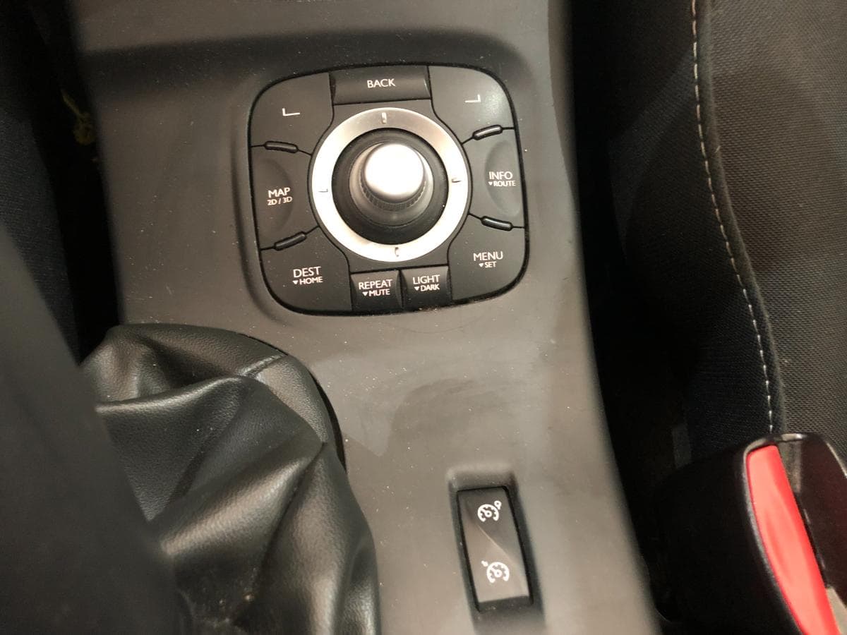 Renault Mégane 1.5 DCI · Ano 2013 — imagen 22