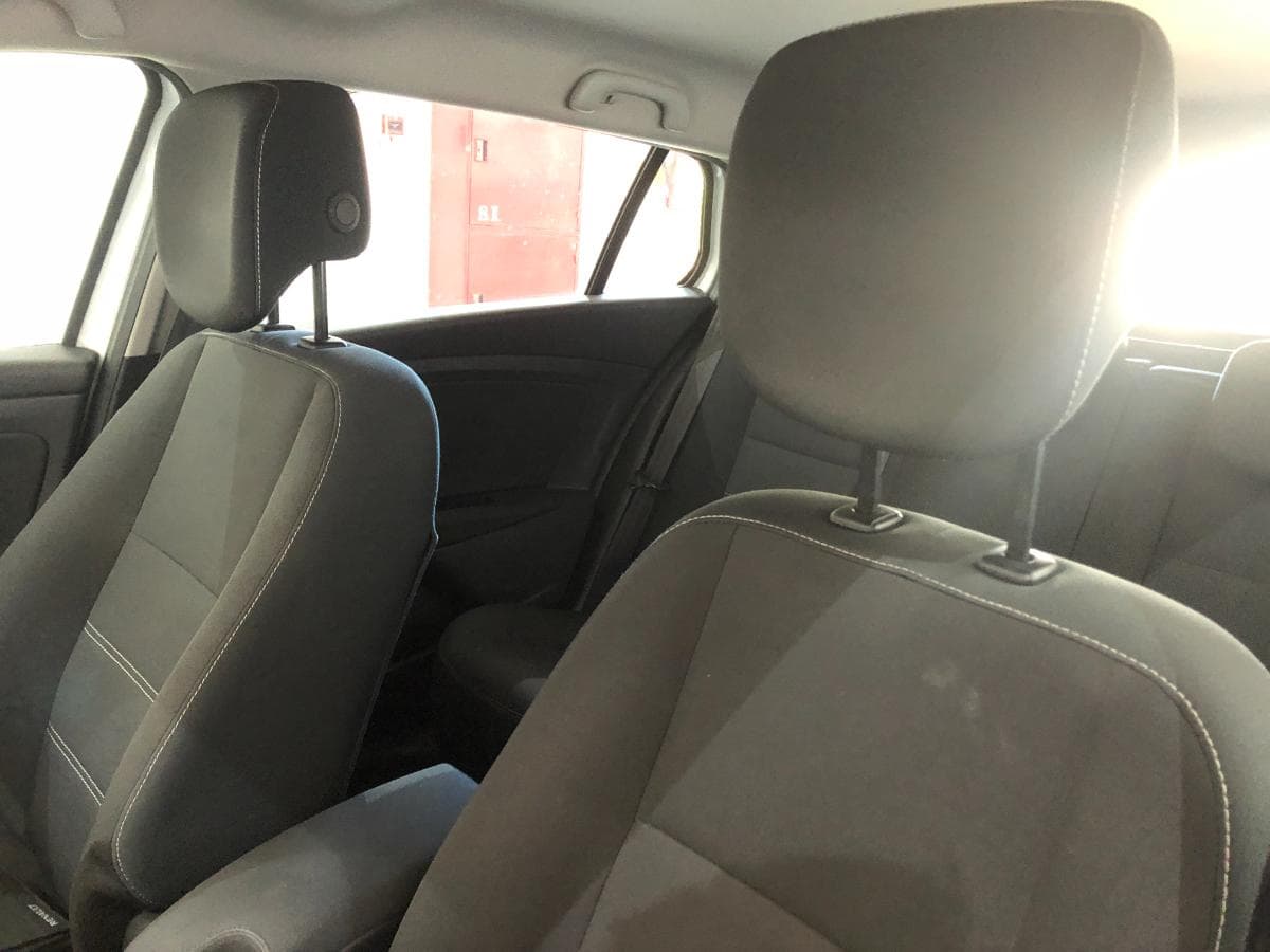 Renault Mégane 1.5 DCI · Ano 2013 — imagen 31