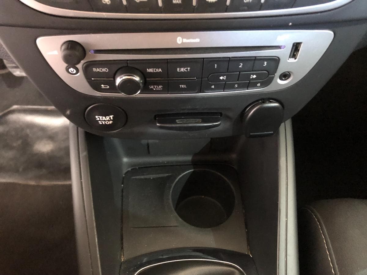 Renault Mégane 1.5 DCI · Ano 2013 — imagen 35