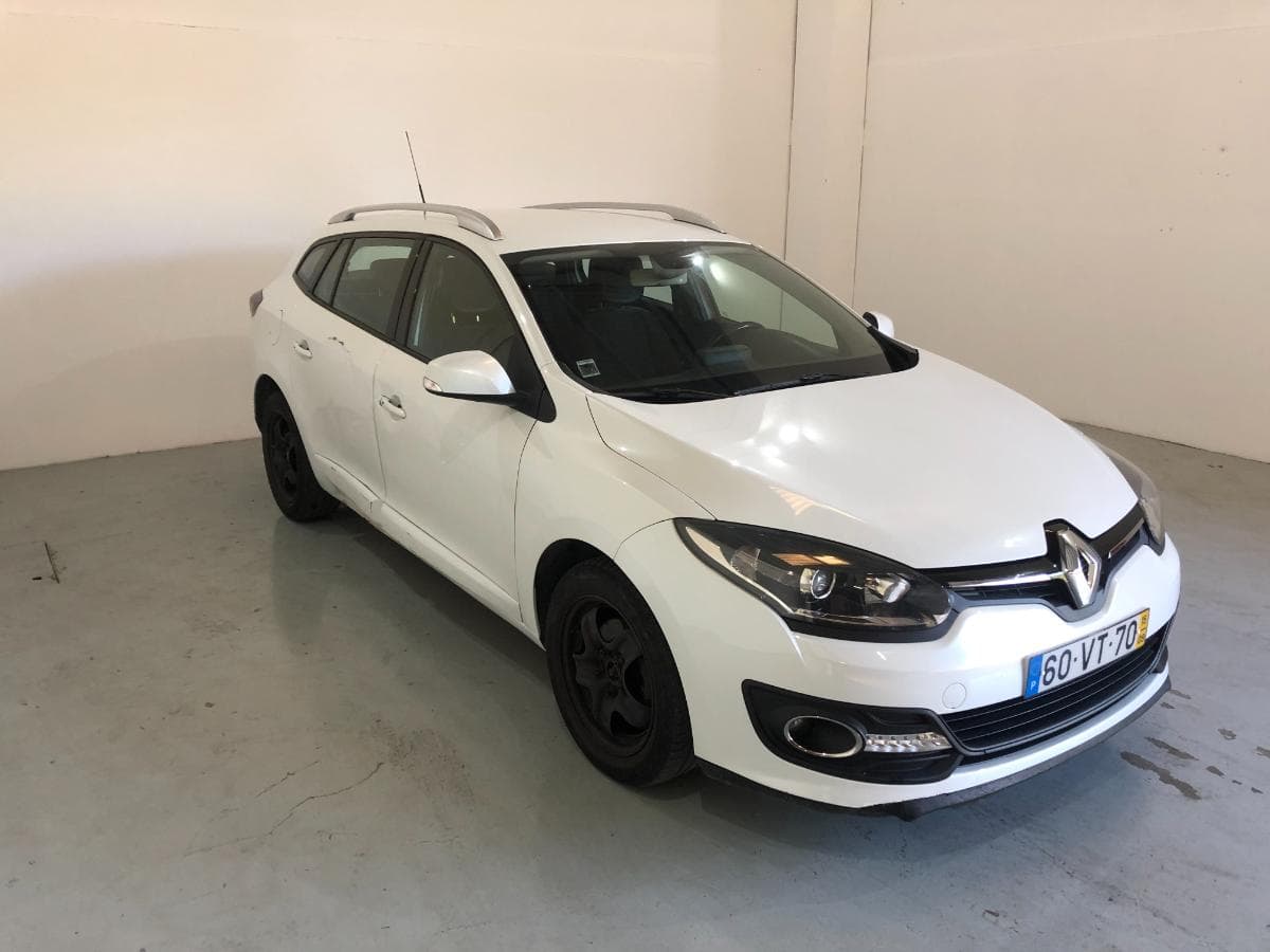 Renault Mégane 1.5DCI · Ano 2015 — image 3