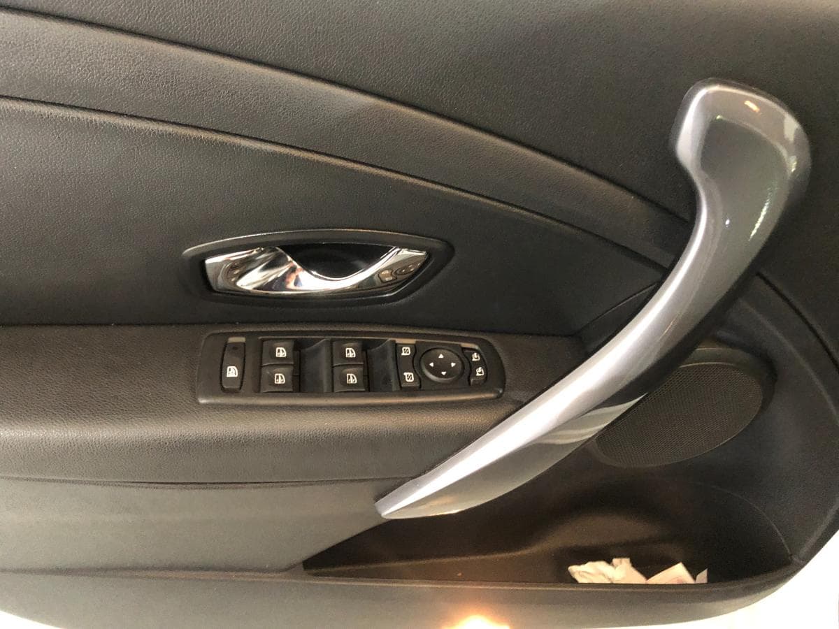 Renault Mégane 1.5DCI · Ano 2015 — image 20